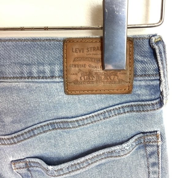 LEVI’S WEDGIE ICON FIT LIGHT DENIM JEANS 26 - Picture 11 of 13